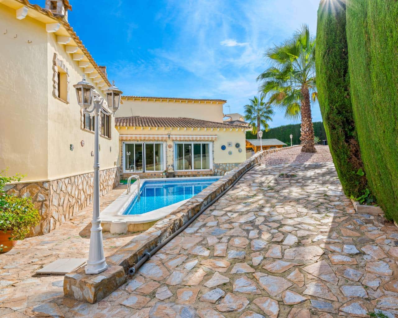 5 soveværelse Villa til salg i Algorfa med swimmingpool garage - € 770.000 (Ref: 9426082)