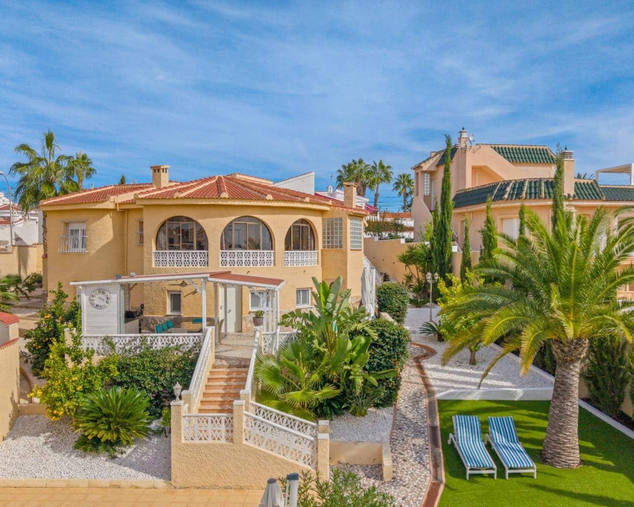 5 camera da letto Villa in vendita in Ciudad Quesada con piscina garage - 795.000 € (Rif: 9426084)