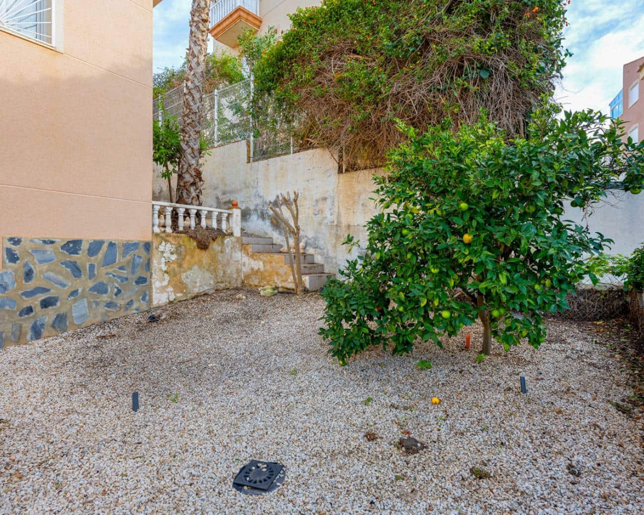 2 Zimmer Villa zu verkaufen in Ciudad Quesada mit Pool Garage - 325.000 € (Ref: 9426085)