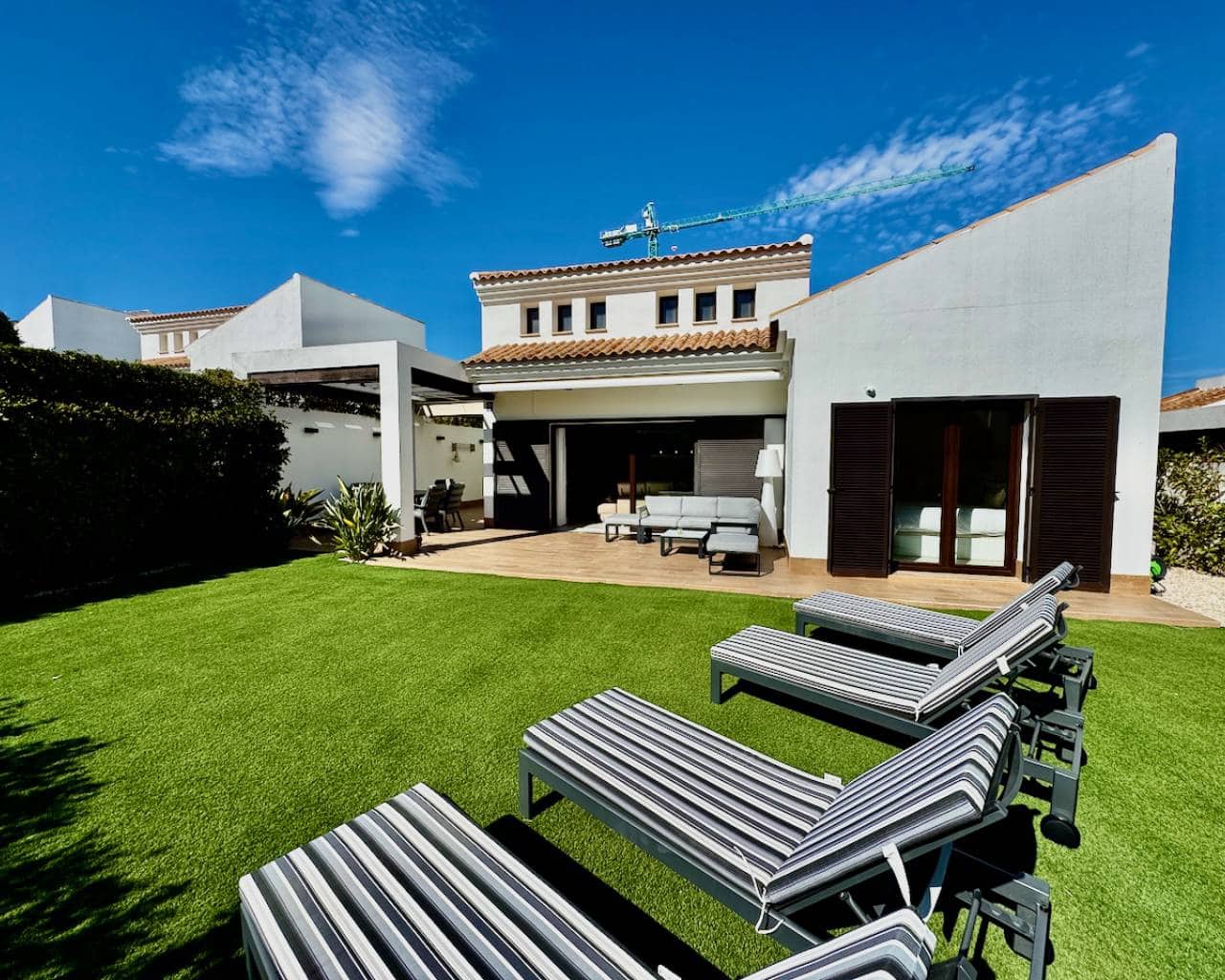 3 slaapkamer Villa te koop in Algorfa met zwembad garage - € 595.000 (Ref: 9426086)