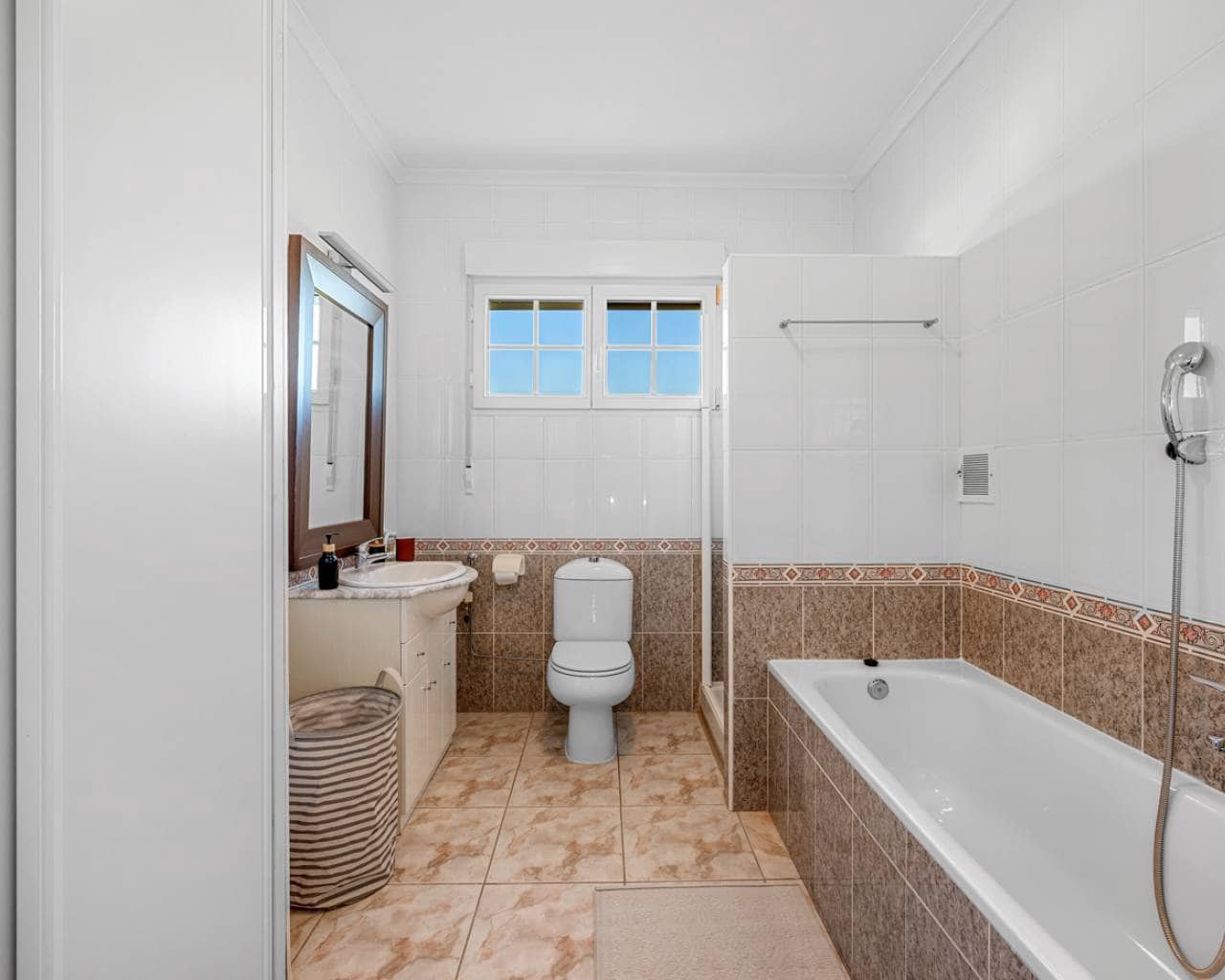 10 camera da letto Villa in vendita in Los Montesinos con piscina garage - 995.000 € (Rif: 9426087)