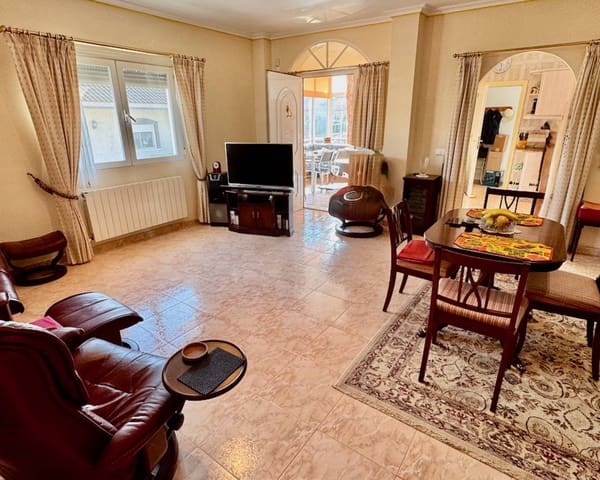 5 bedroom Villa for sale in Benferri with pool garage - € 350,000 (Ref: 9426089)