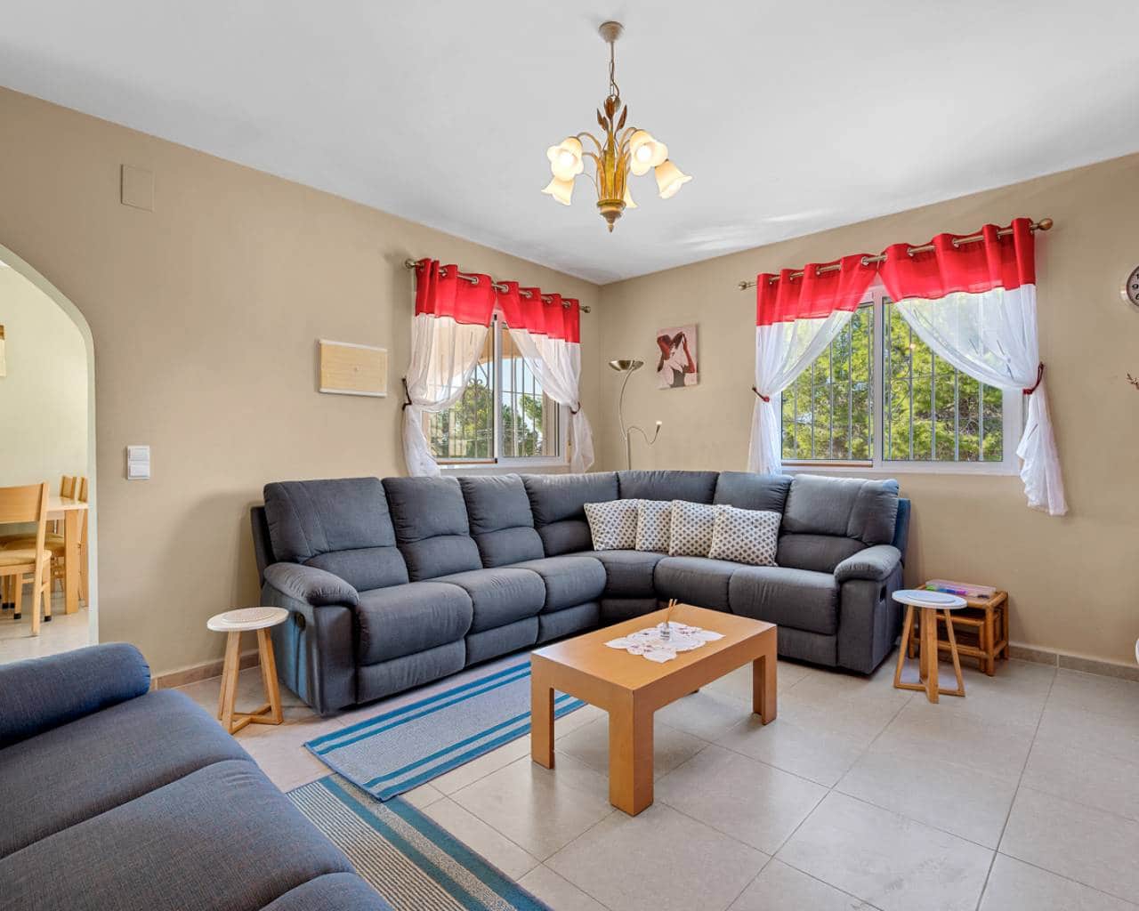 7 sovrum Villa till salu i Ciudad Quesada med pool garage - 650 000 € (Ref: 9426090)