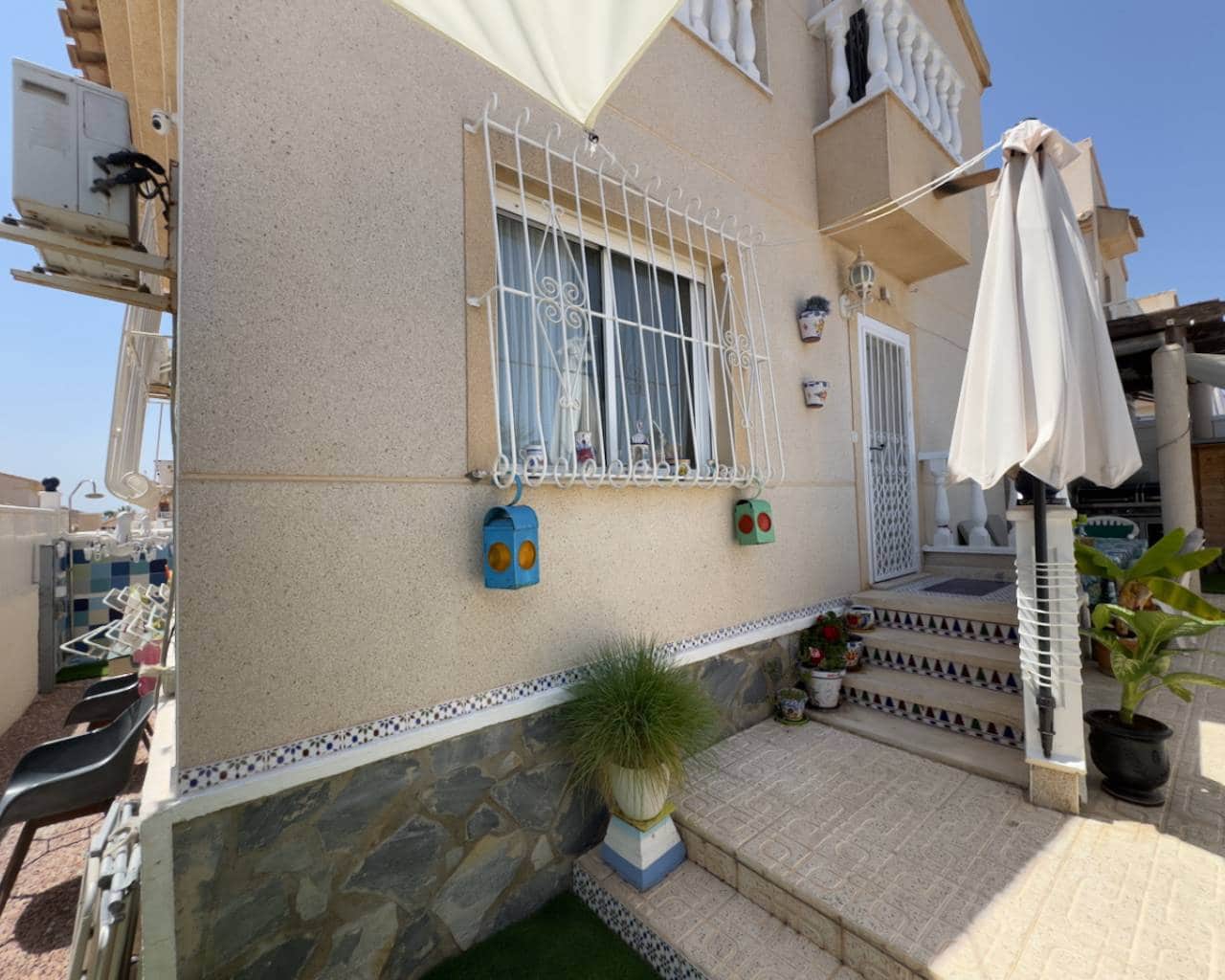 3 Zimmer Villa zu verkaufen in Ciudad Quesada mit Pool - 199.995 € (Ref: 9426095)