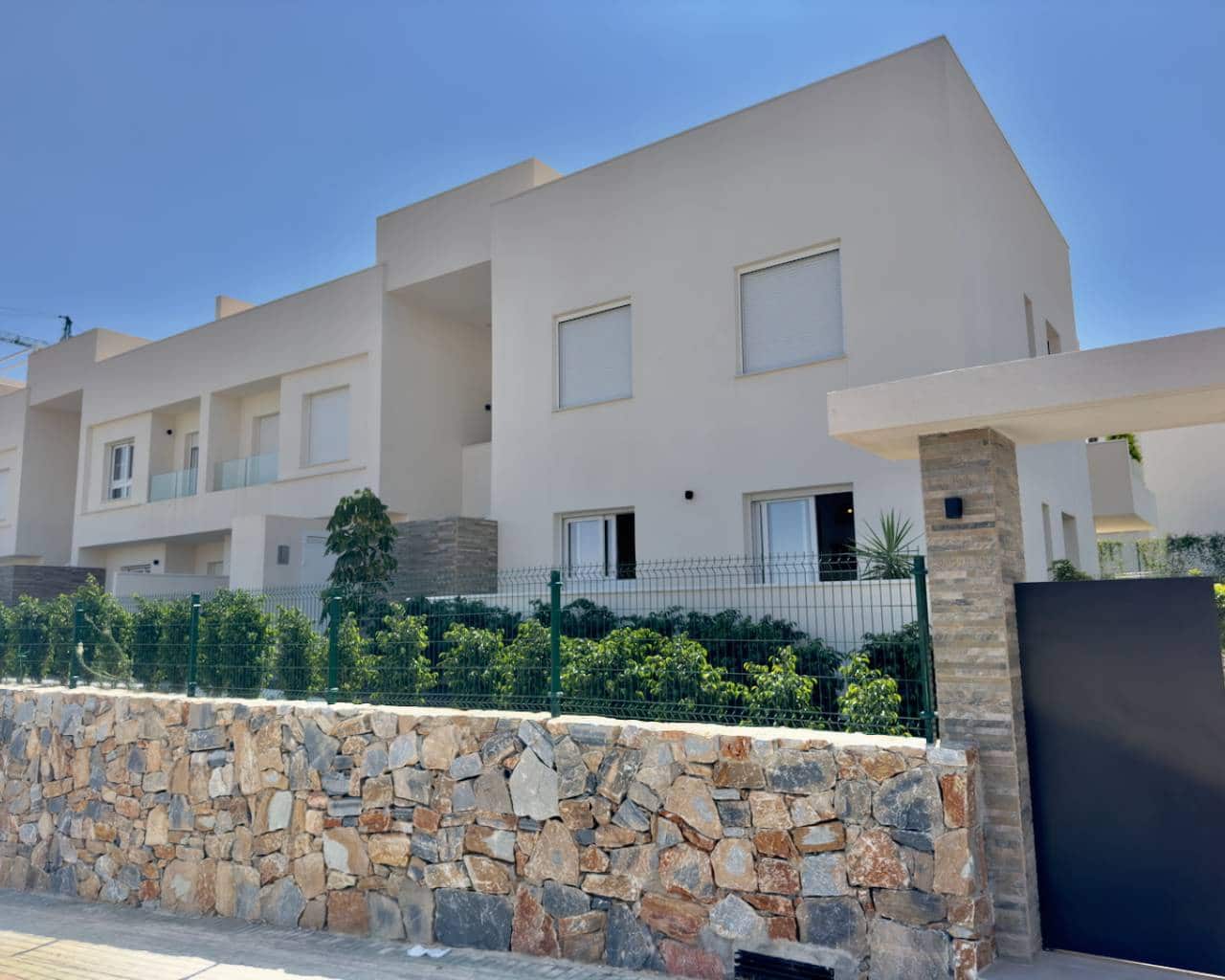 3 sypialnia Apartament na sprzedaż w Algorfa z basenem garażem - 370 000 € (Ref: 9426096)