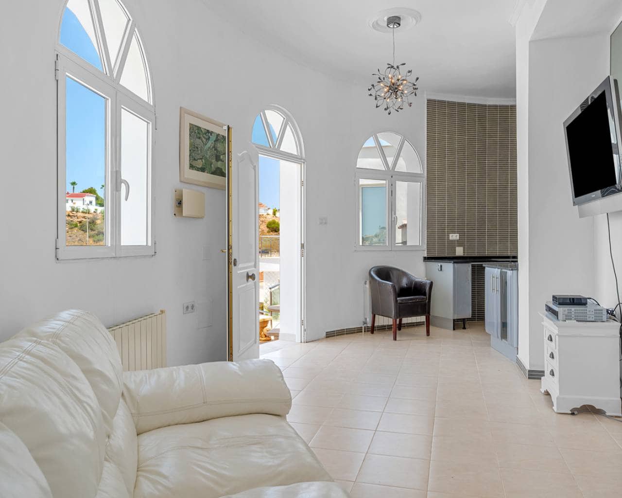 7 chambre Villa/Maison à vendre à Ciudad Quesada avec piscine garage - 1 500 000 € (Ref: 9426101)