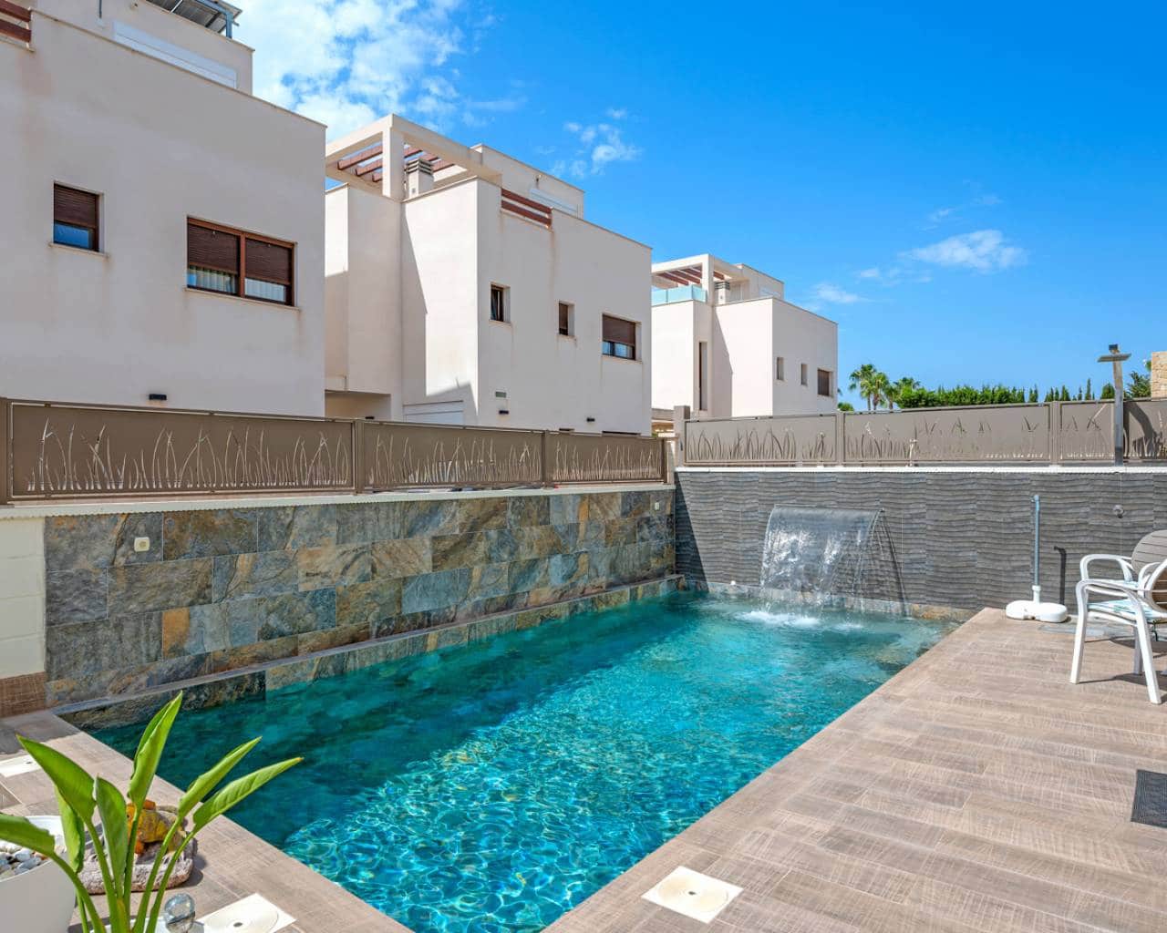 3 bedroom Villa for sale in Ciudad Quesada with pool - € 475,000 (Ref: 9426102)