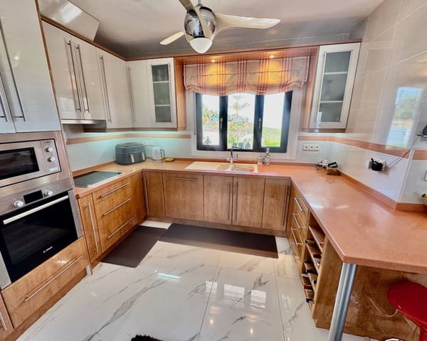 5 soveværelse Villa til salg i Algorfa med swimmingpool garage - € 685.000 (Ref: 9426105)