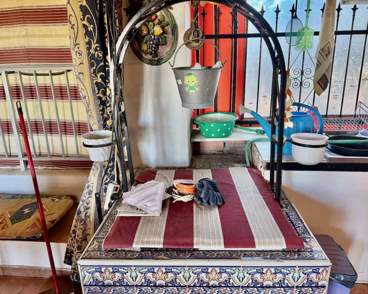 4 slaapkamer Finca/Landhuis te koop in Guardamar del Segura met garage - € 190.000 (Ref: 9426107)