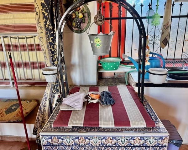 4 slaapkamer Finca/Landhuis te koop in Guardamar del Segura met garage - € 190.000 (Ref: 9426107)