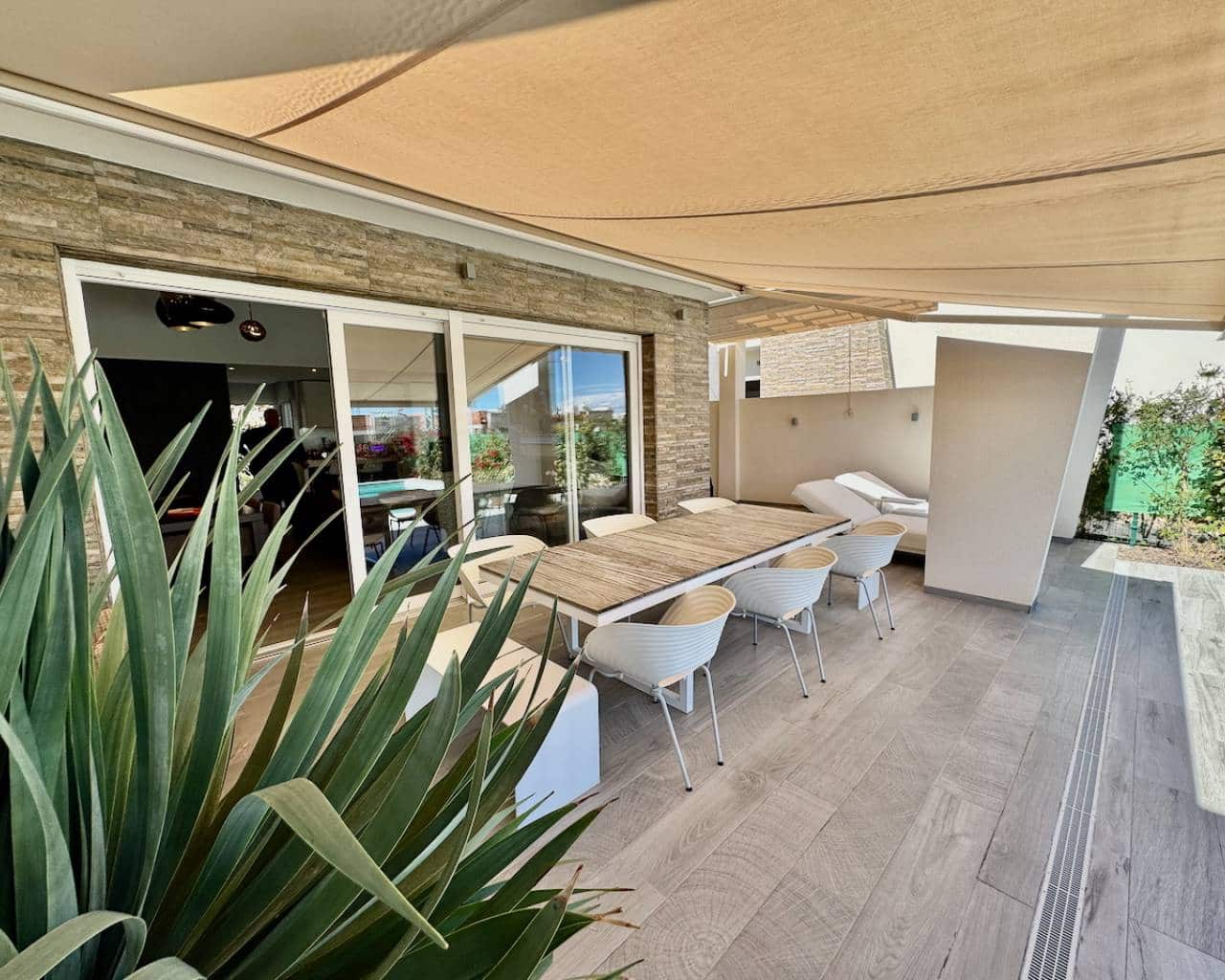 2 soverom Villa til salgs i Algorfa med svømmebasseng garasje - € 660 000 (Ref: 9426109)