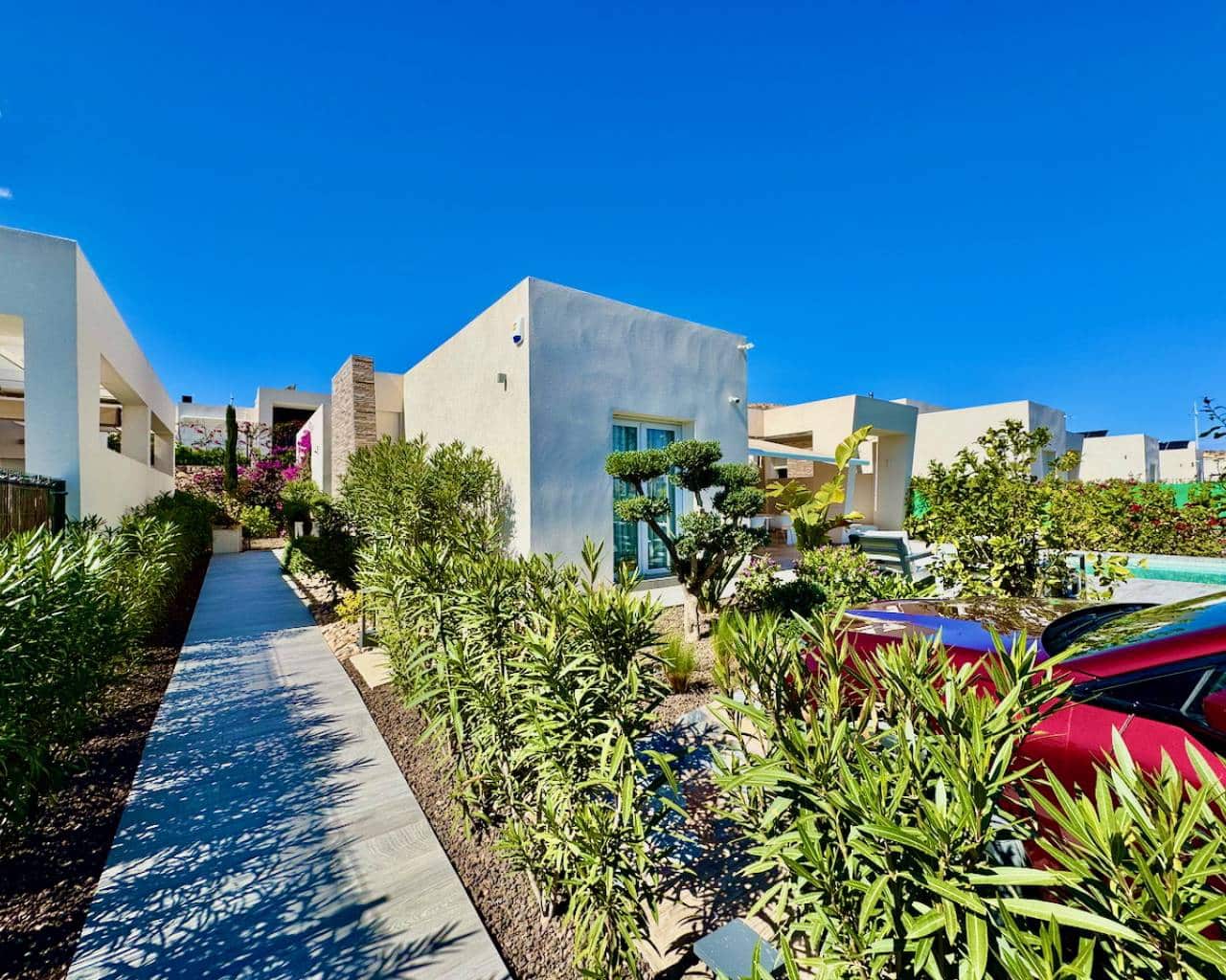 2 soverom Villa til salgs i Algorfa med svømmebasseng garasje - € 660 000 (Ref: 9426109)