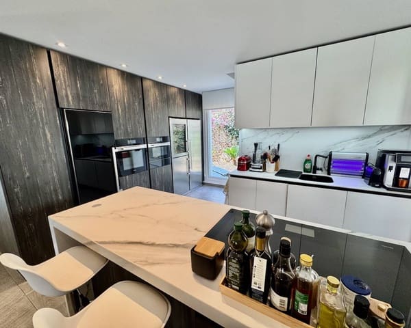 2 sypialnia Willa na sprzedaż w Algorfa z basenem garażem - 660 000 € (Ref: 9426109)