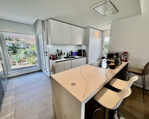 2 sypialnia Willa na sprzedaż w Algorfa z basenem garażem - 660 000 € (Ref: 9426109)