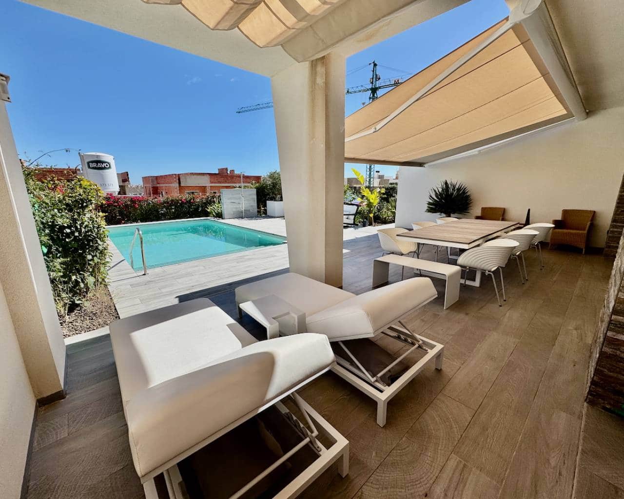 2 soverom Villa til salgs i Algorfa med svømmebasseng garasje - € 660 000 (Ref: 9426109)
