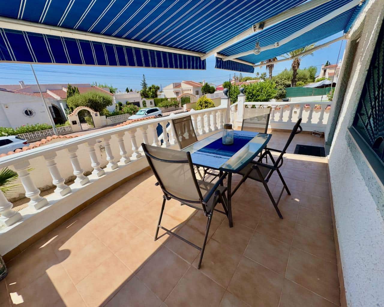 3 Zimmer Villa zu verkaufen in Ciudad Quesada mit Pool Garage - 375.000 € (Ref: 9426114)