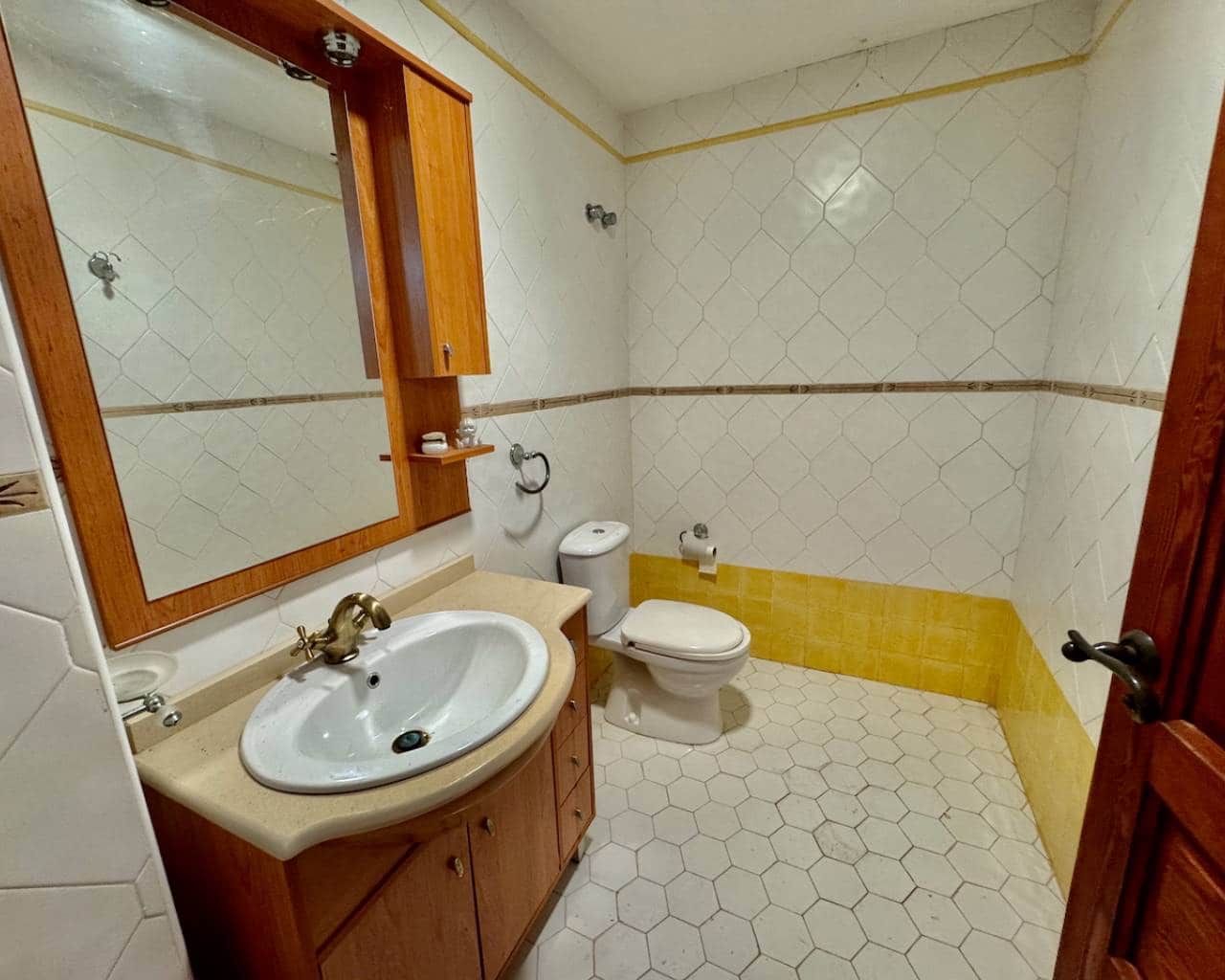 4 makuuhuone Maalaistalo myytävänä paikassa Los Montesinos mukana uima-altaan - 780 000 € (Ref: 9426116)