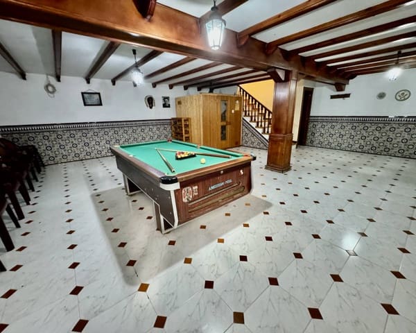 8 chambre Villa/Maison à vendre à Castalla avec garage - 655 000 € (Ref: 9426117)