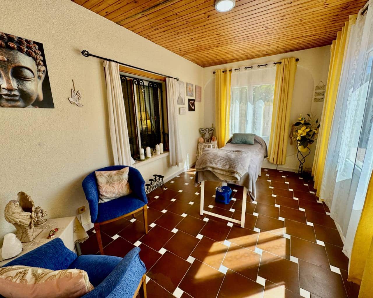 8 makuuhuone Huvila myytävänä paikassa Castalla mukana 
autotalli - 655 000 € (Ref: 9426117)