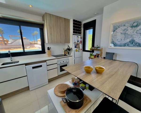 3 makuuhuone Huvila myytävänä paikassa Ciudad Quesada, Rojales mukana uima-altaan 
autotalli - 465 000 € (Ref: 9426124)