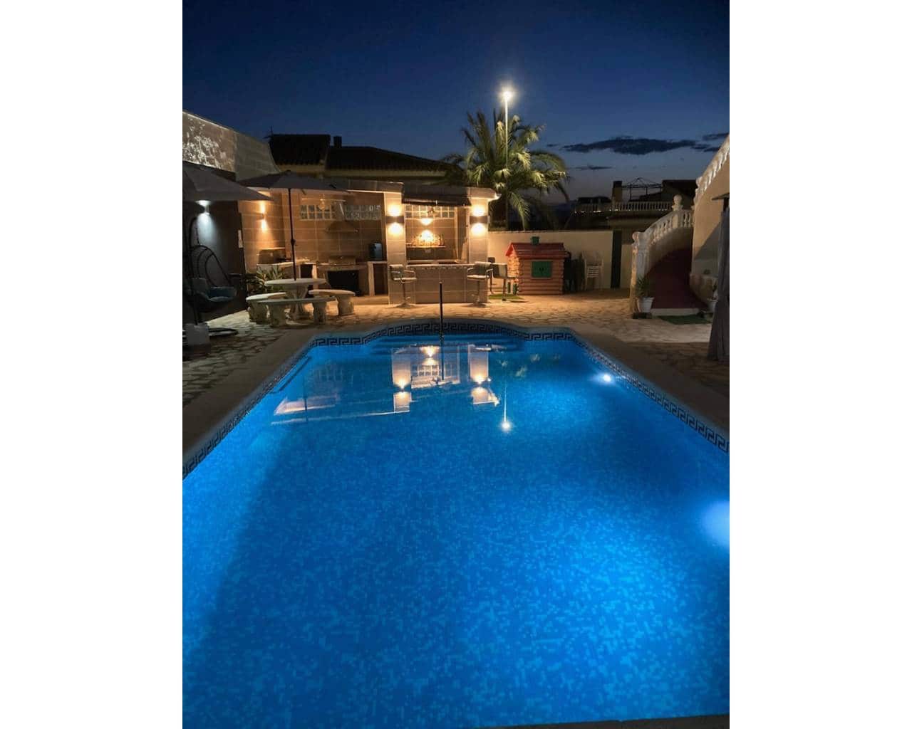 Chalet de 6 habitaciones en Benijófar en venta con piscina garaje - 525.000 € (Ref: 9426125)