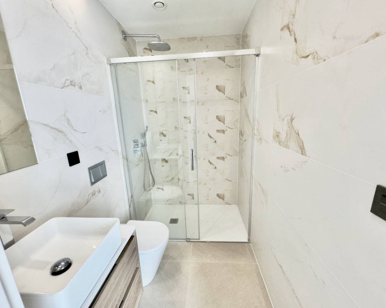 Chalet de 3 habitaciones en Benijófar en venta con garaje - 449.000 € (Ref: 9426130)