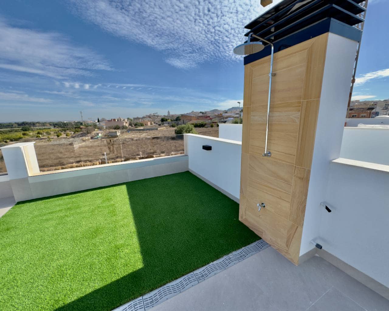 Chalet de 3 habitaciones en Benijófar en venta con garaje - 449.000 € (Ref: 9426130)