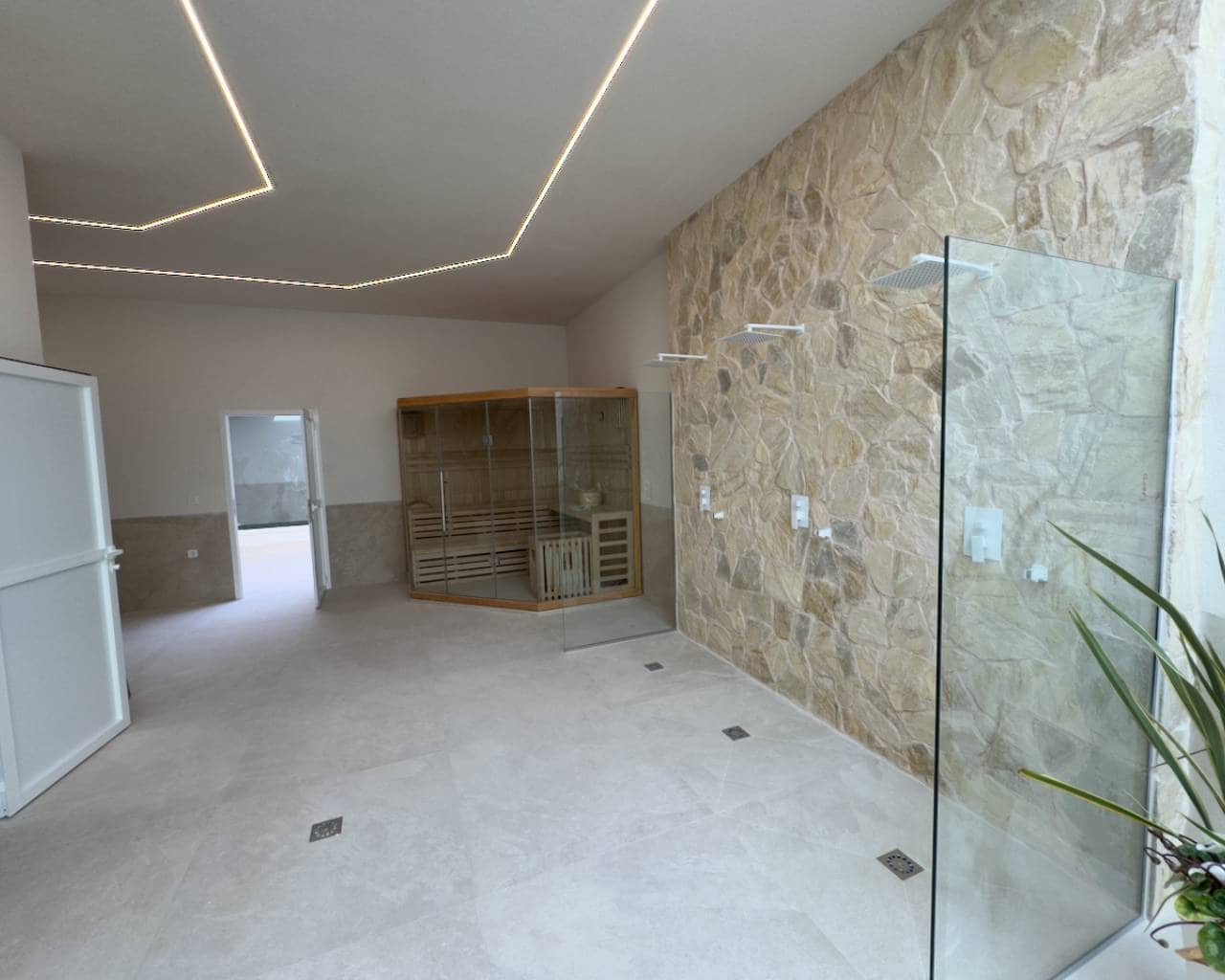 3 bedroom Apartment for sale in Guardamar del Segura with pool garage - € 310,000 (Ref: 9426135)