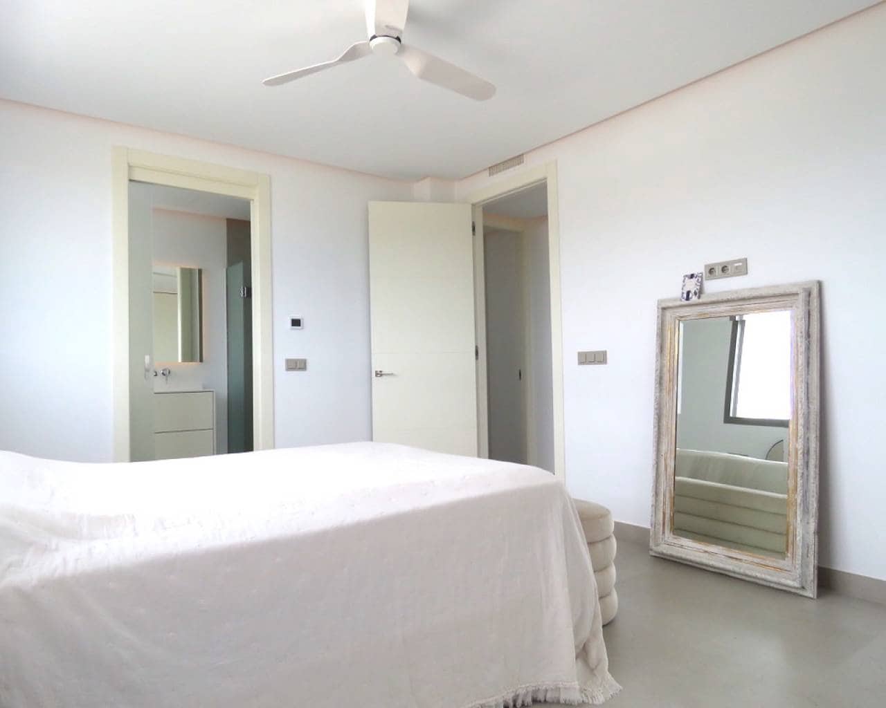 4 bedroom Villa for sale in Ciudad Quesada with pool garage - € 1,799,000 (Ref: 9426137)