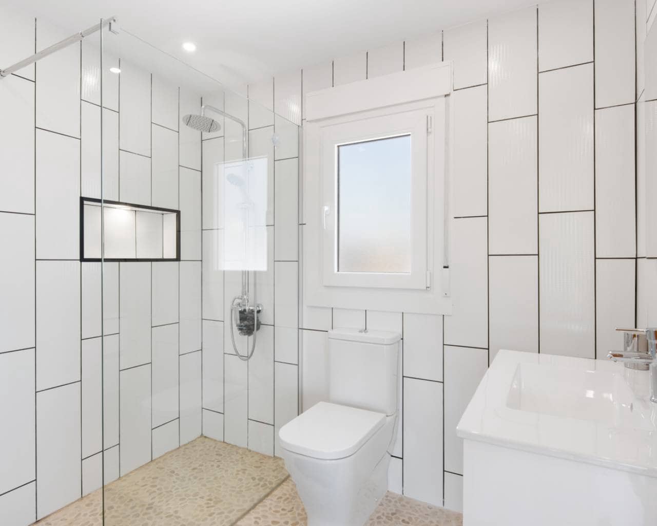 4 soveværelse Finca/Landehus til salg i Catral med swimmingpool garage - € 565.000 (Ref: 9426141)