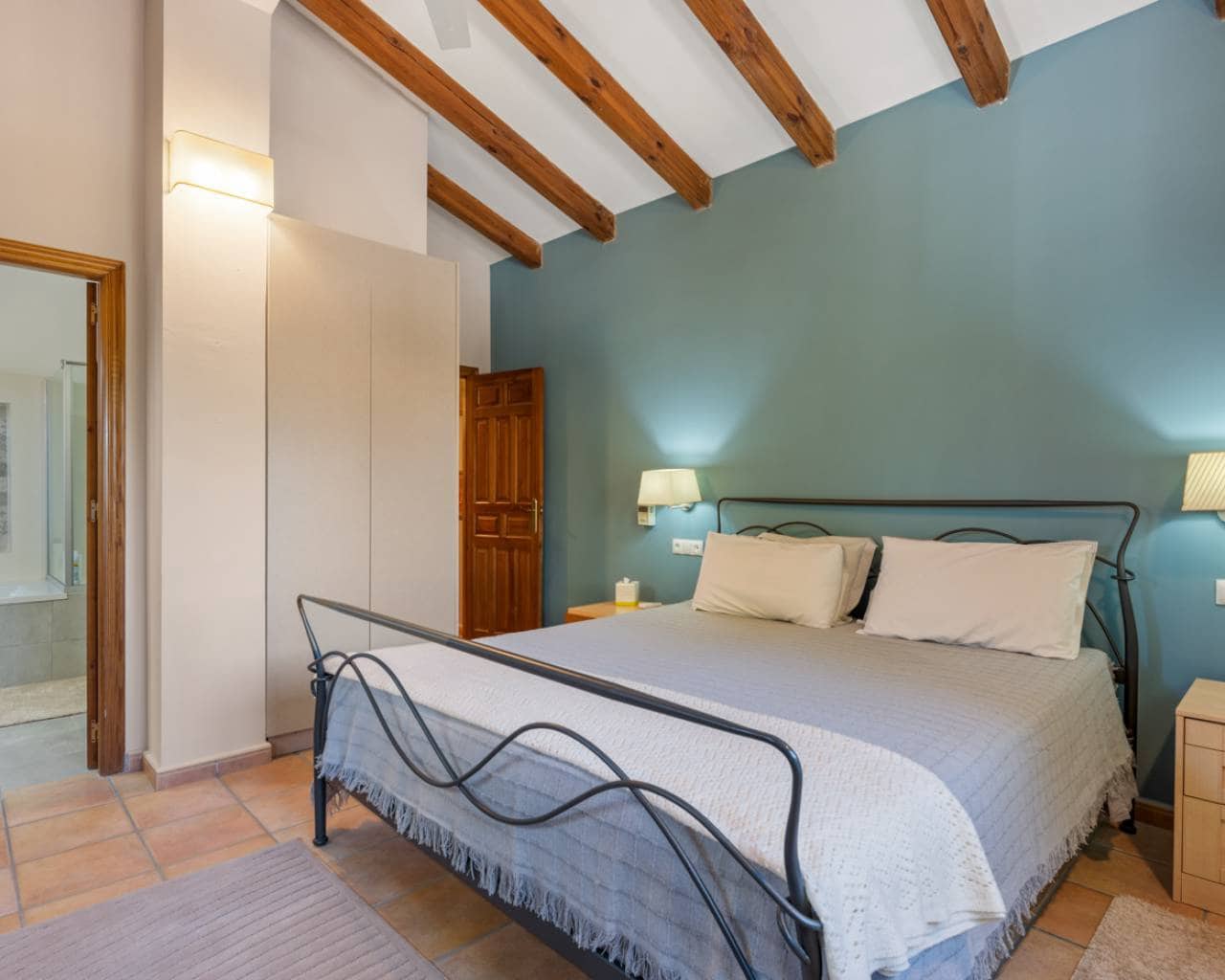 7 bedroom Finca/Country House for sale in Catral with pool - € 975,000 (Ref: 9426142)