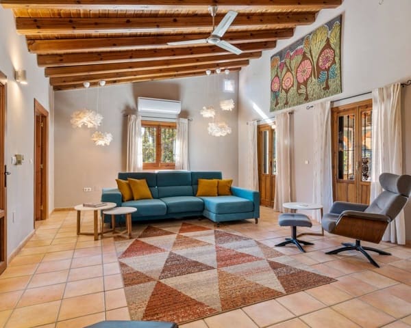 7 sovrum Finca/Hus på landet till salu i Catral med pool - 975 000 € (Ref: 9426142)