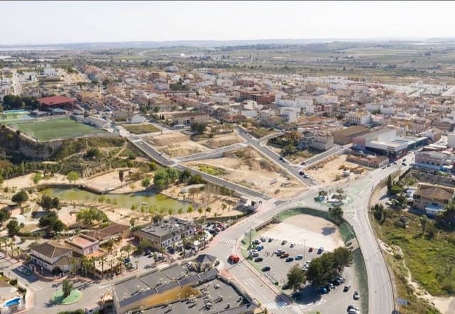 3 makuuhuone Huvila myytävänä paikassa Benijófar mukana uima-altaan 
autotalli - 395 000 € (Ref: 9426148)