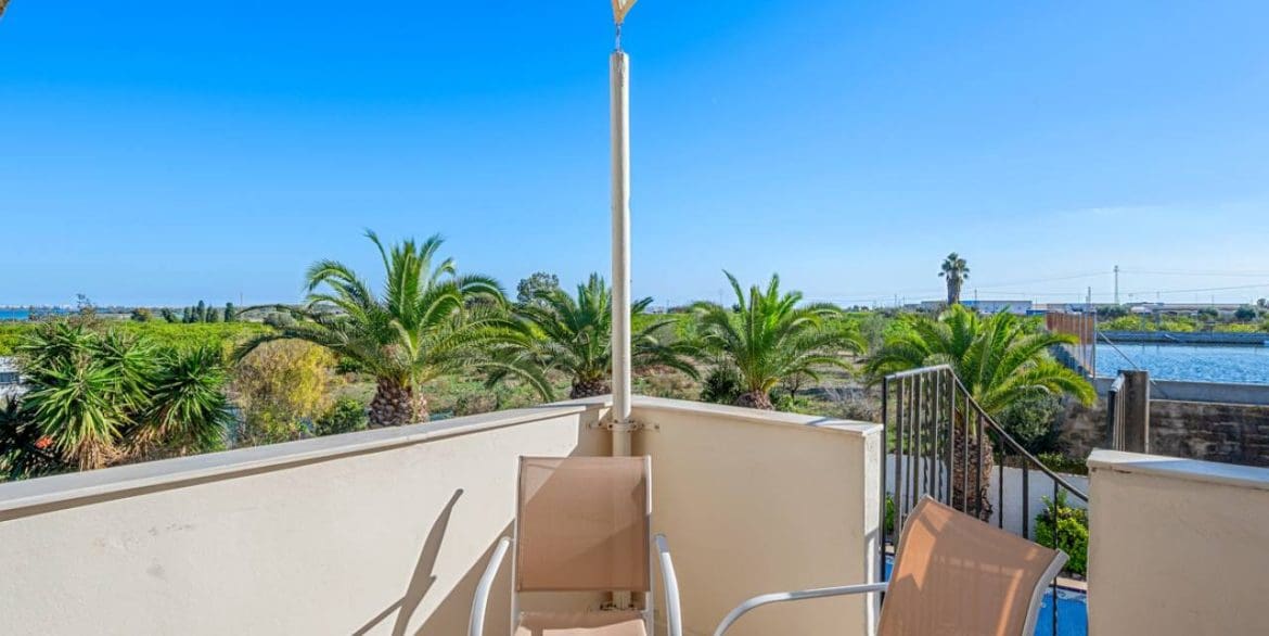 10 bedroom Villa for sale in Los Montesinos with pool garage - € 995,000 (Ref: 9426149)