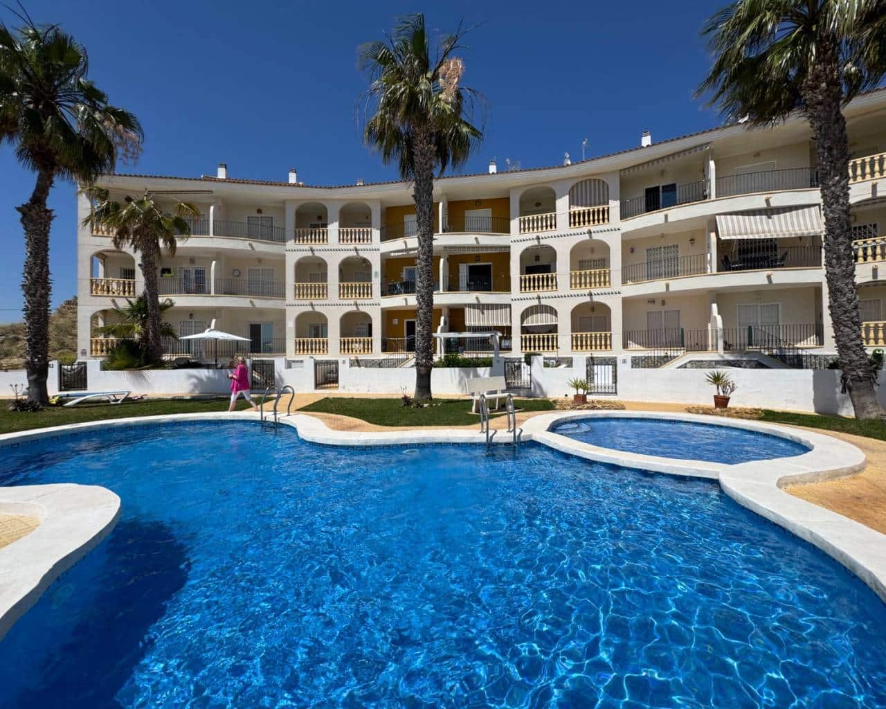 2 soveværelse Lejlighed til salg i Ciudad Quesada med swimmingpool garage - € 175.000 (Ref: 9426153)