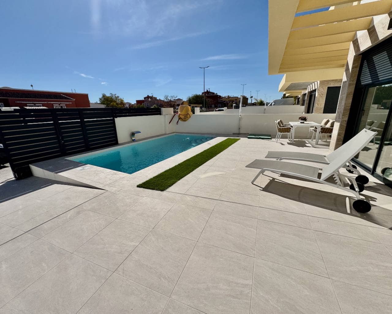 3 soverom Villa til salgs i Los Montesinos med svømmebasseng - € 409 900 (Ref: 9426155)