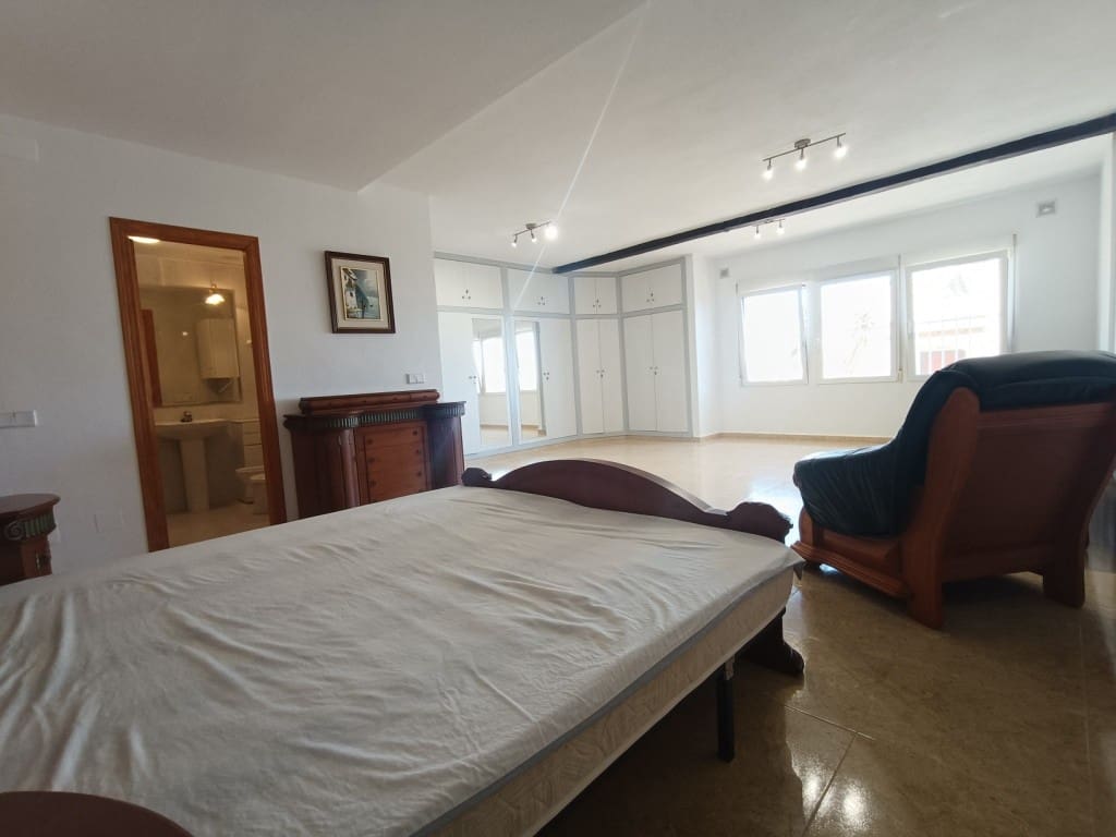 3 bedroom Apartment for sale in La Mata with pool - € 205,000 (Ref: 9429047)