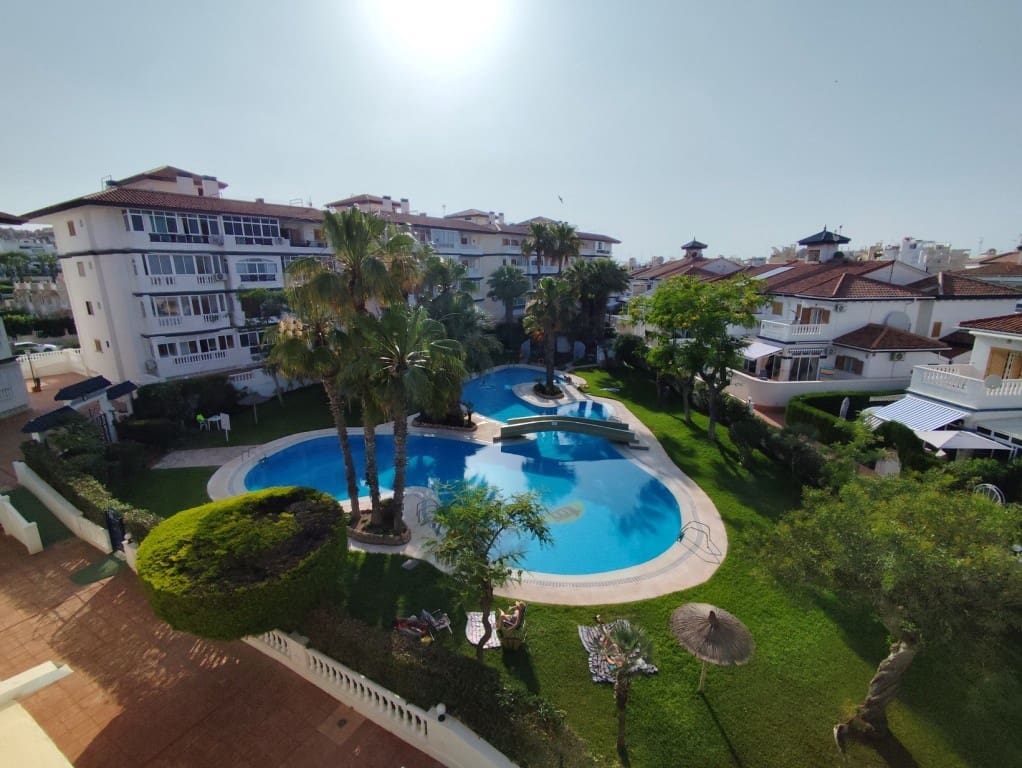 1 sypialnia Studio na sprzedaż w Torrevieja z basenem - 110 000 € (Ref: 9429052)