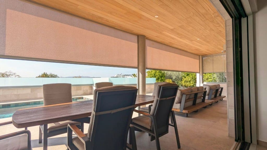 4 bedroom Villa for sale in Benijofar - € 1,495,000 (Ref: 9429057)