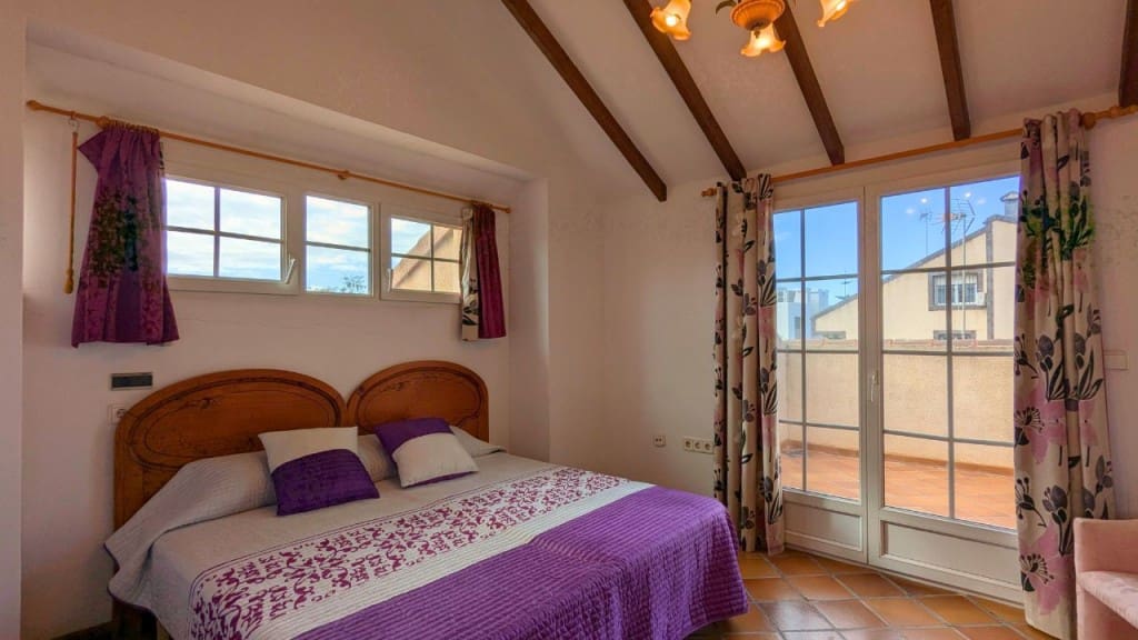 4 quarto Moradia para venda em Pilar de la Horadada - 690 000 € (Ref: 9429060)