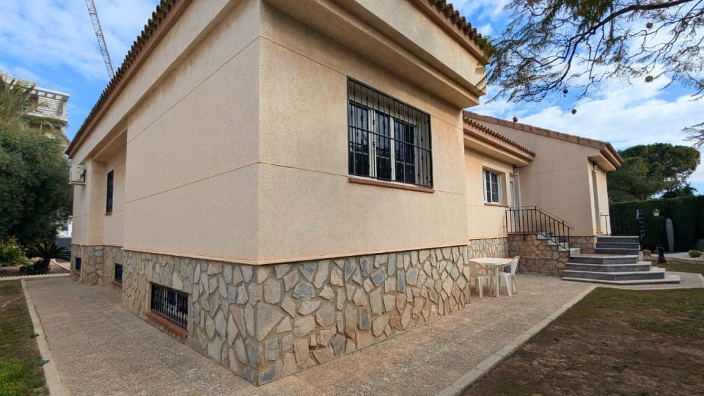 4 quarto Moradia para venda em Pilar de la Horadada - 690 000 € (Ref: 9429060)