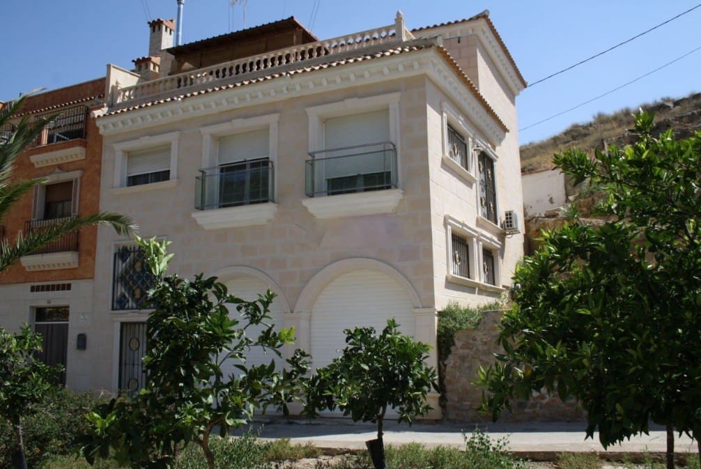 3 makuuhuone Huvila myytävänä paikassa Rojales - 239 000 € (Ref: 9432819)