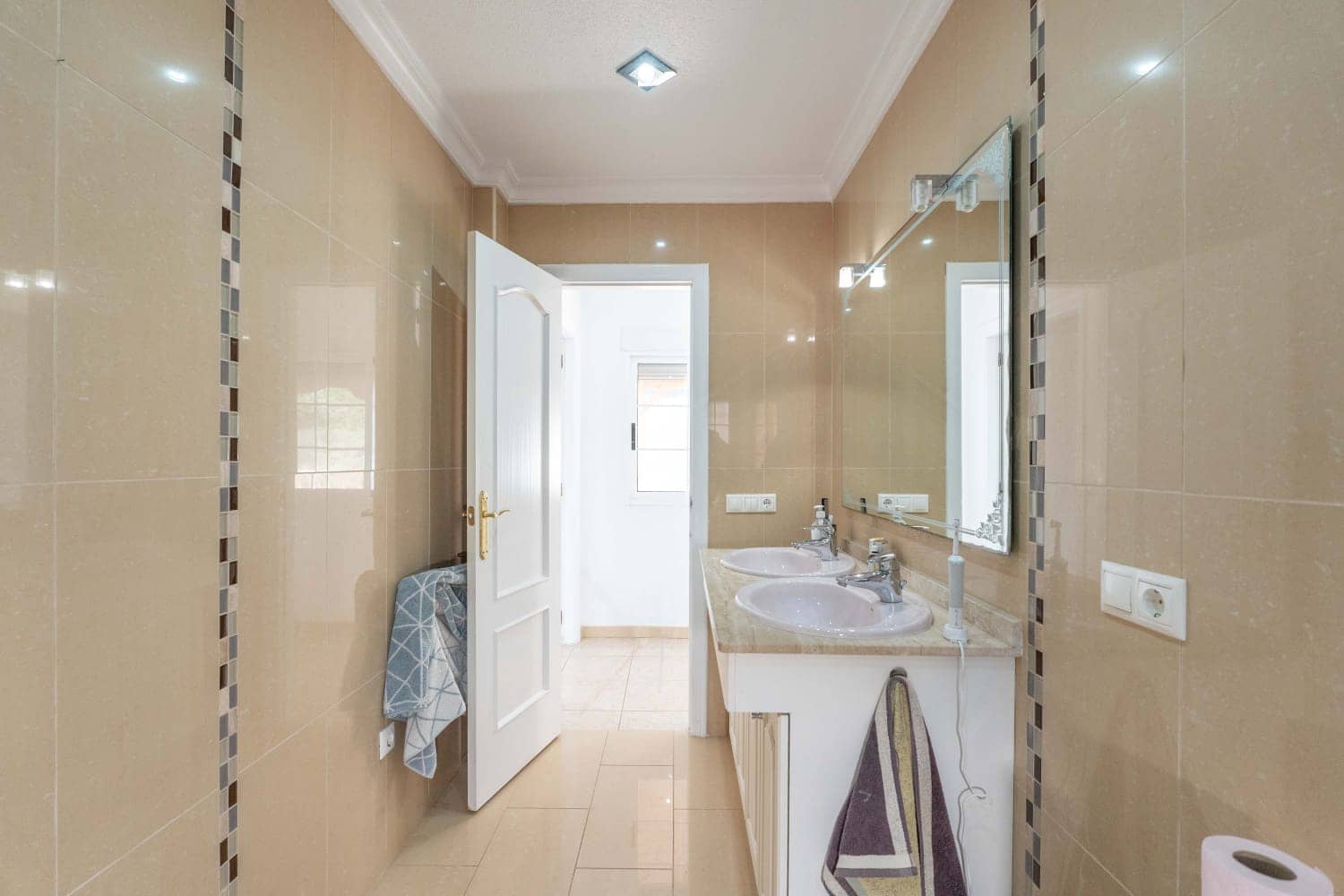 3 makuuhuone Huvila myytävänä paikassa Rojales - 239 000 € (Ref: 9432819)