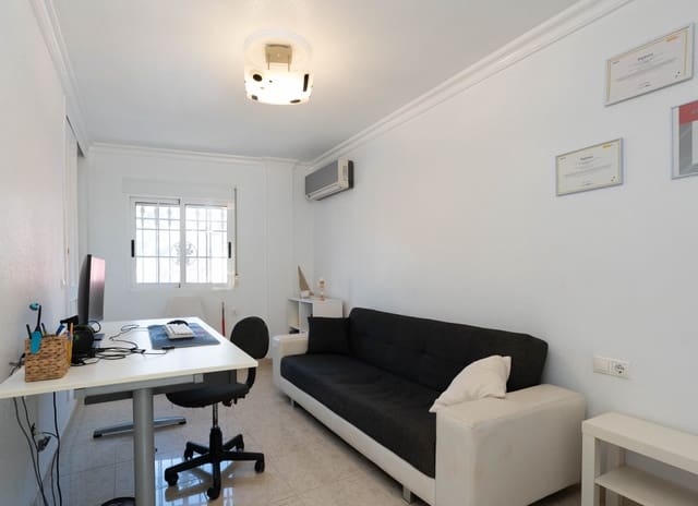 3 makuuhuone Huvila myytävänä paikassa Rojales - 239 000 € (Ref: 9432819)