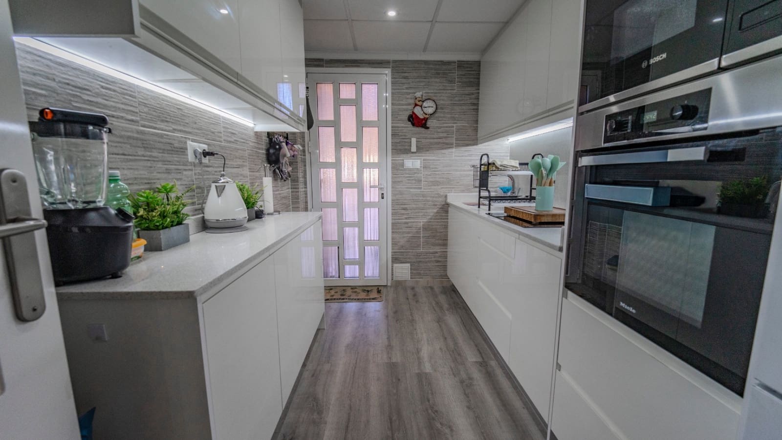 2 makuuhuone Omakotitalo myytävänä paikassa Ciudad Quesada mukana uima-altaan 
autotalli - 235 000 € (Ref: 9445533)