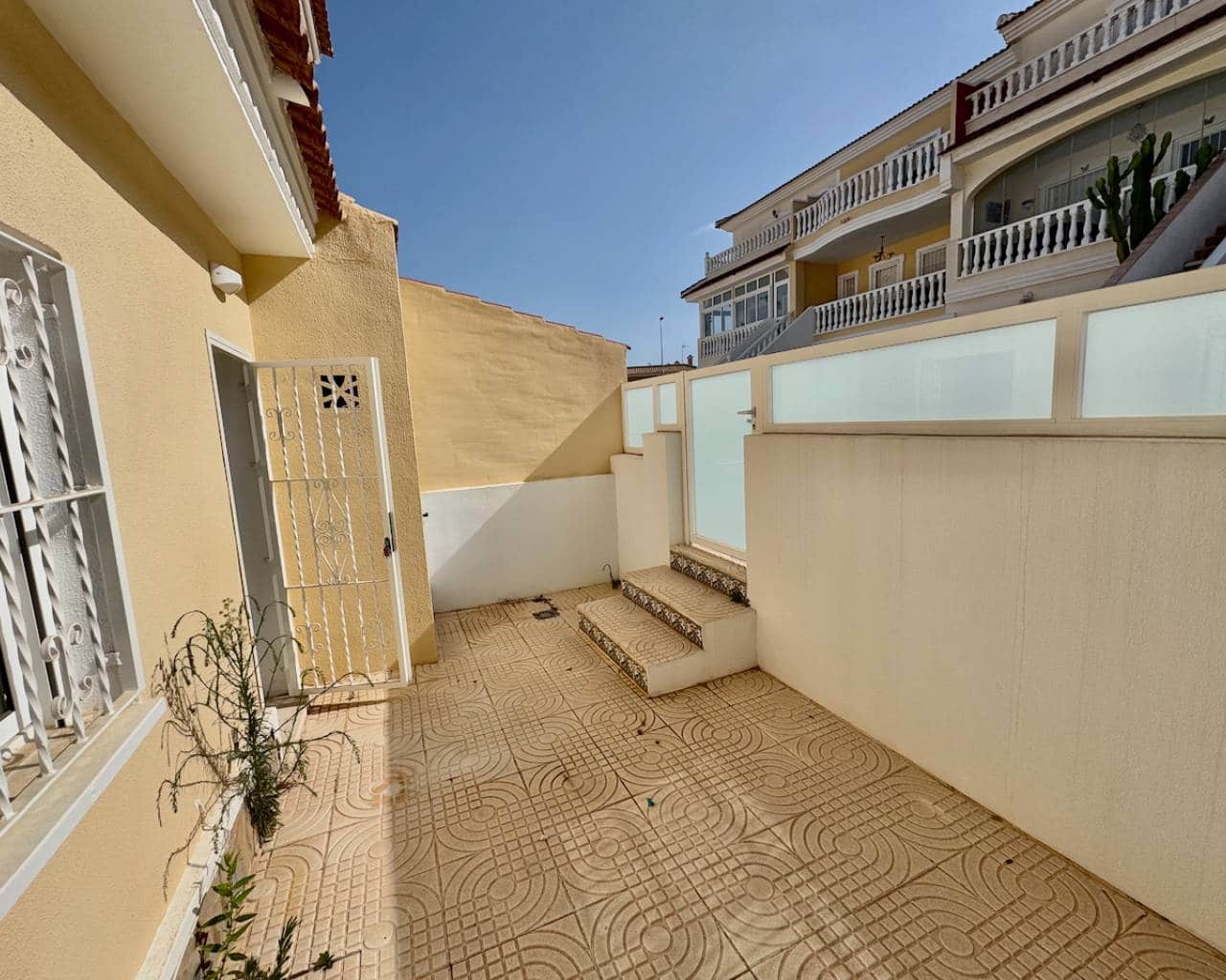 Chalet de 3 habitaciones en Ciudad Quesada en venta con piscina garaje - 213.000 € (Ref: 9445534)