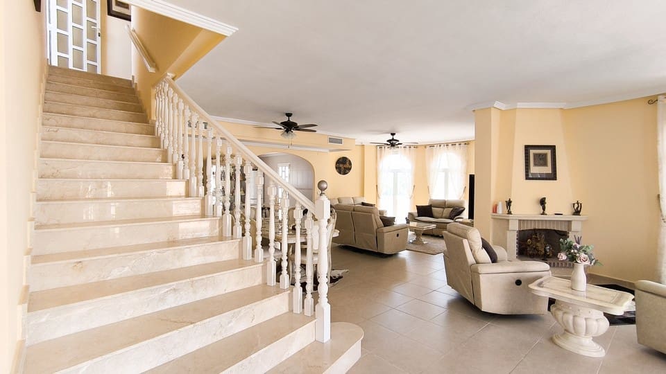 4 bedroom Villa for sale in Ciudad Quesada with pool - € 674,950 (Ref: 9488552)