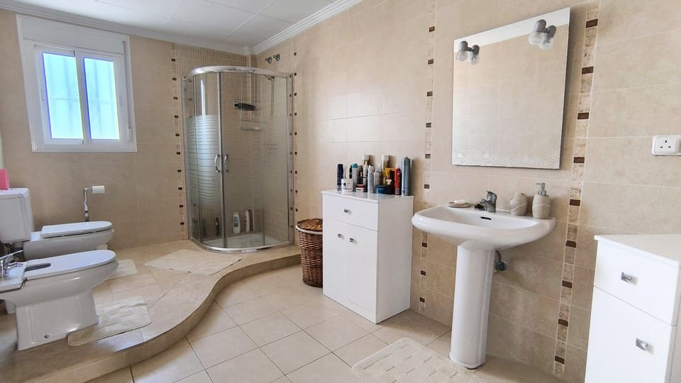 4 soverom Villa til salgs i Ciudad Quesada med svømmebasseng - € 674 950 (Ref: 9488552)