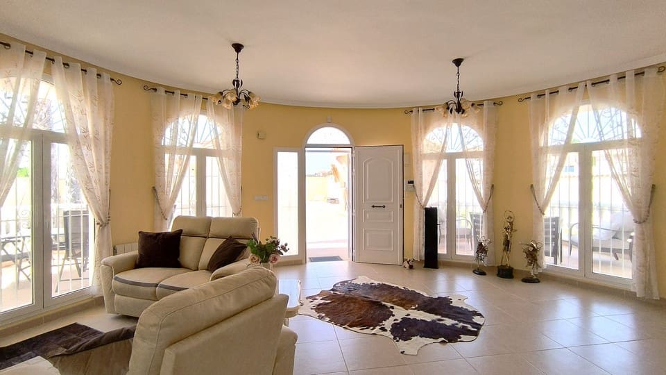 4 soverom Villa til salgs i Ciudad Quesada med svømmebasseng - € 674 950 (Ref: 9488552)