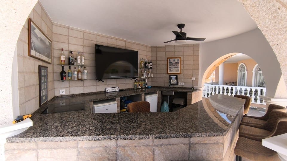 4 soverom Villa til salgs i Ciudad Quesada med svømmebasseng - € 674 950 (Ref: 9488552)